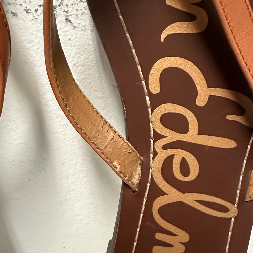 Sam Edelman Tan Strappy Sandals, PreOwned with some peeling on the right leg (8) - Picture 4 of 9